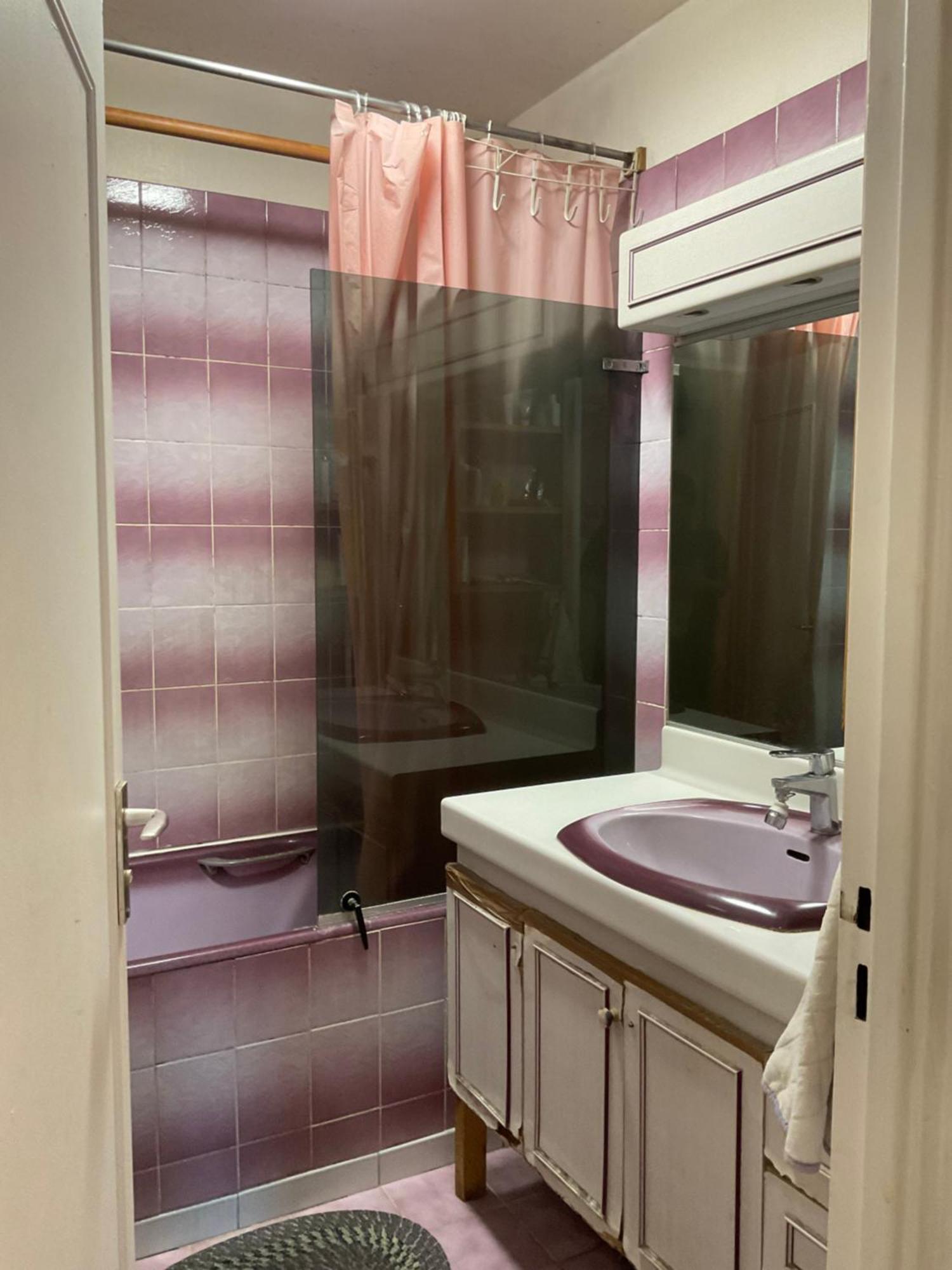 Female-Dortoir Femme -Dorm Shared Room Paris 보비니 외부 사진
