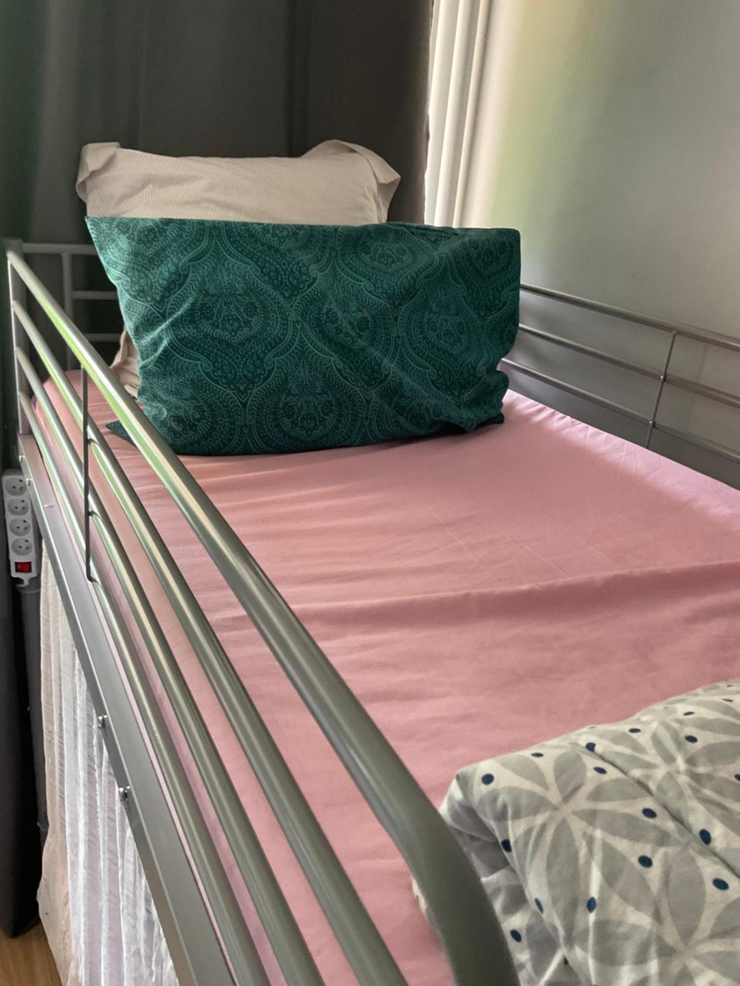 Female-Dortoir Femme -Dorm Shared Room Paris 보비니 외부 사진